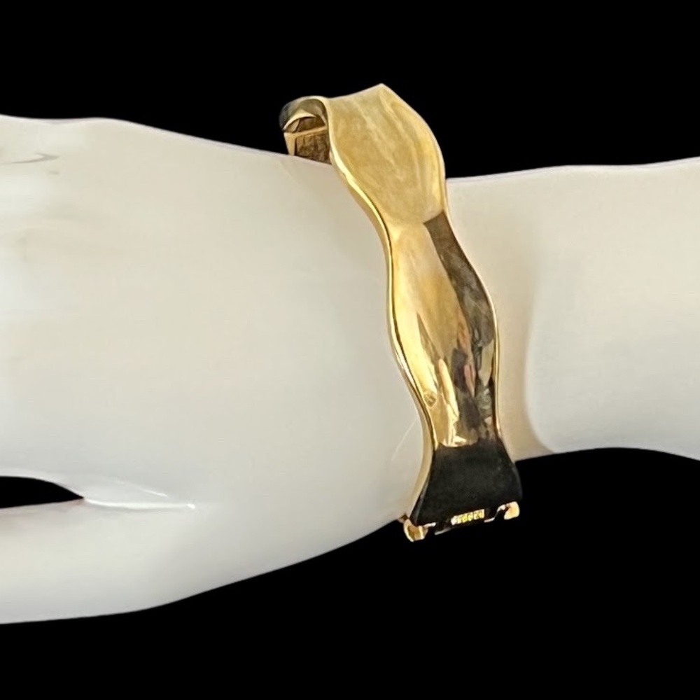Vintage Clamp Bangle/Cuff Bracelet Gold Tone - Picture 6 of 11